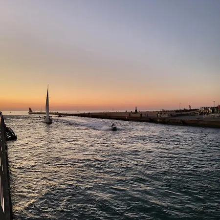 L'estacade A 2 Pas De La Plage, Du Port Et Des Pistes Cyclables Capbreton