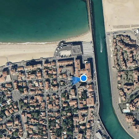 L'estacade A 2 Pas De La Plage, Du Port Et Des Pistes Cyclables *